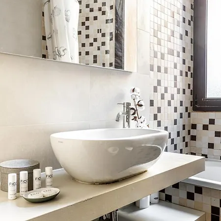 Altido Lovely Studio With Balcony In Milan
